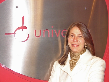 Alina Correa-Diretora Geral  Universia.jpg